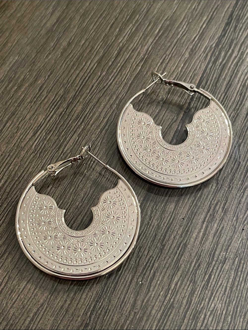 Vintage Style Bohemian Etched Hoop Earrings